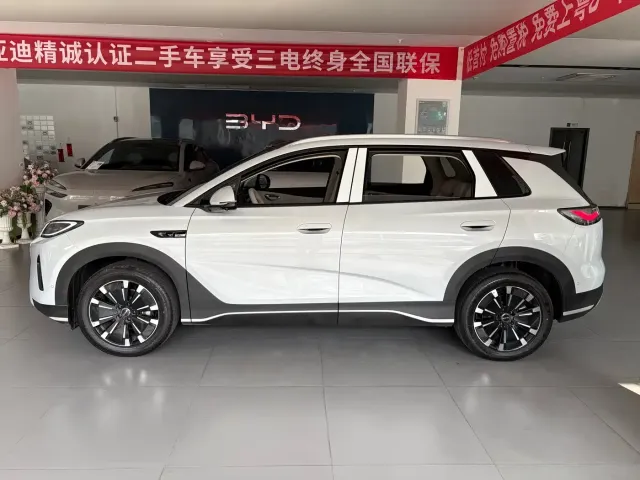 BYD Hai Shi 05 EV — Фото автомобиля 6