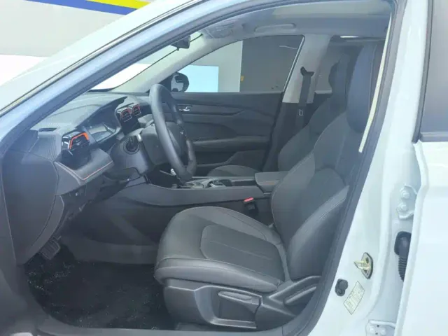 Dongfeng Yixuan GS — Фото автомобиля 9