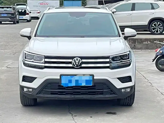 Volkswagen Tharu — Фото автомобиля 2