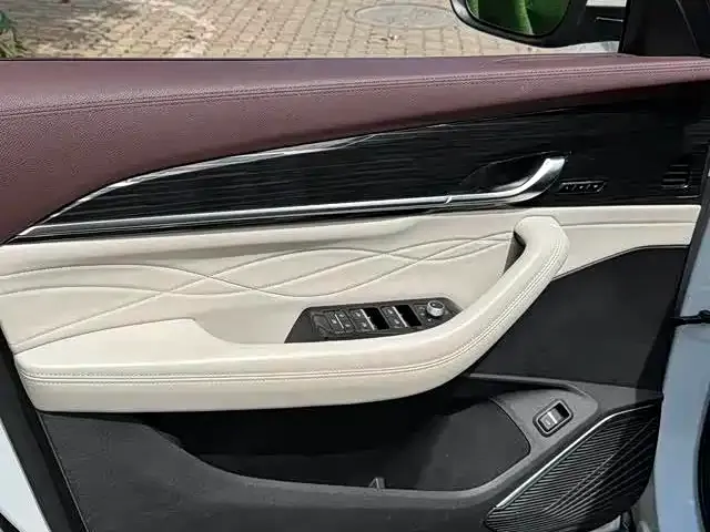 Geely Xingyue L — Фото автомобиля 6