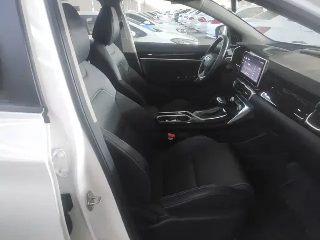 Geely Binyue — Фото автомобиля 24