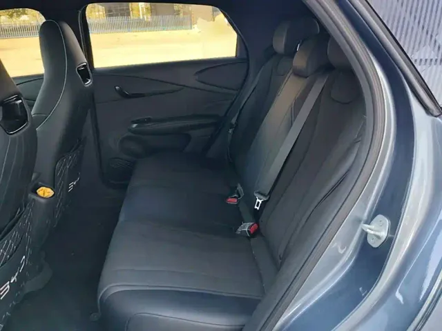 BYD Dolphin — Фото автомобиля 16