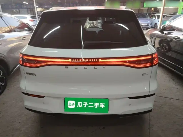 Geely Galaxy E5 — Фото автомобиля 5
