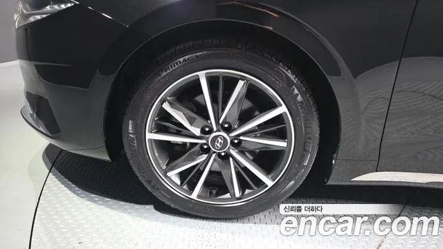 Hyundai Grandeur Новый Grandeur IG — Фото автомобиля 5