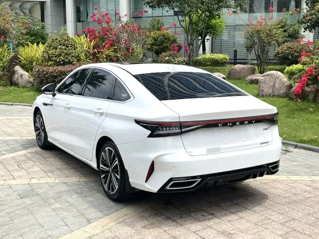 Chery Arrizo 8 — Фото автомобиля 9