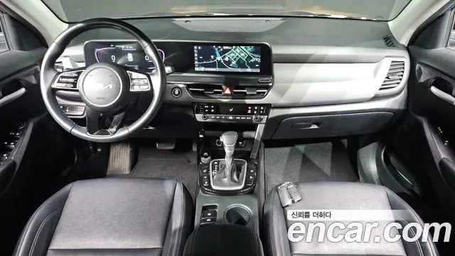 Kia Seltos — Фото автомобиля 10