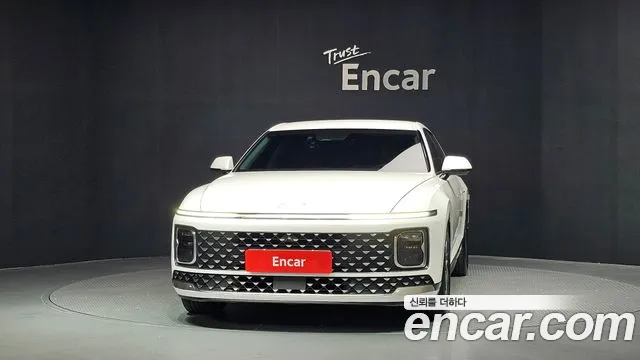 Hyundai Grandeur Grandeur (GN7) 2.5 Бензин 2WD — Фото автомобиля 2