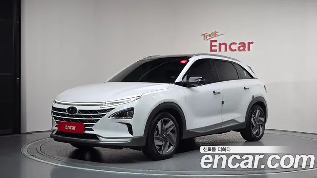 Фотография автомобиля — Hyundai Nexo