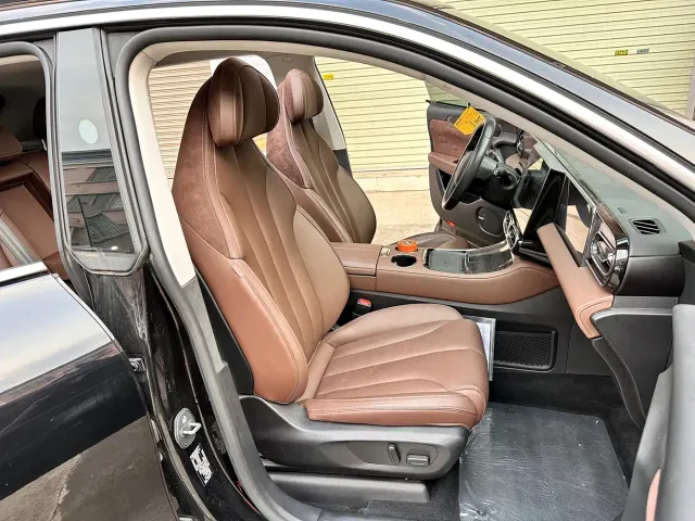 Leapmotor C11 — Фото автомобиля 12
