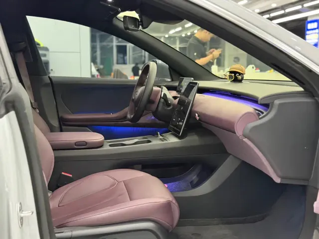 Nio ET5 Touring — Фото автомобиля 9