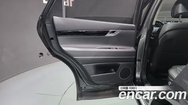 Genesis GV80 2.5T Бензин AWD — Фото автомобиля 24