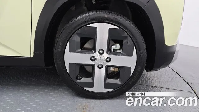 Hyundai Casper Electric — Фото автомобиля 6