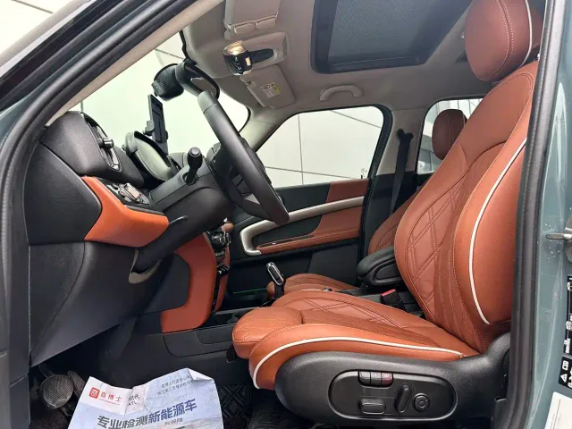 MINI Countryman — Фото автомобиля 7