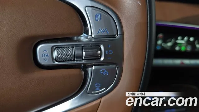 Genesis GV70 2.5T Бензин 2WD — Фото автомобиля 15