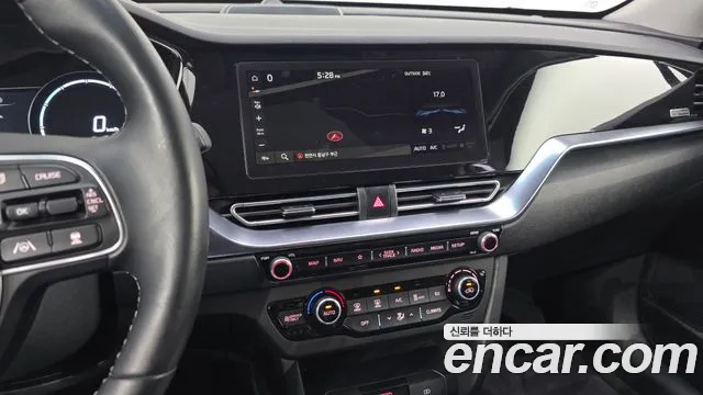 Kia Niro Niro Plus Air — Фото автомобиля 17