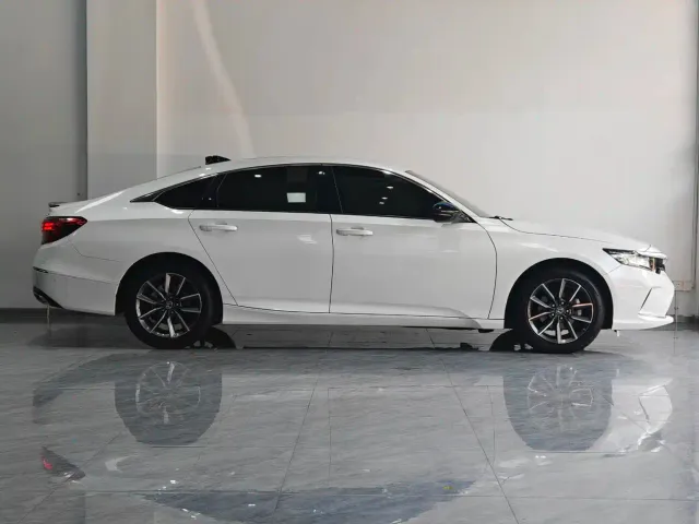Honda Inspire — Фото автомобиля 9