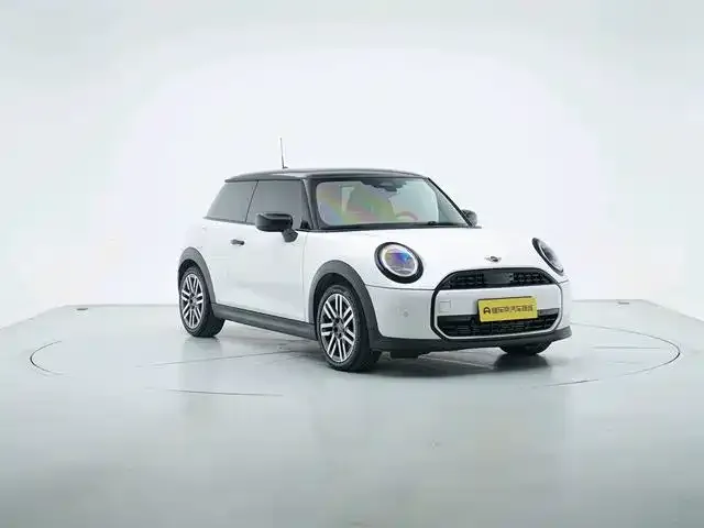 MINI Hatch — Фото автомобиля 7