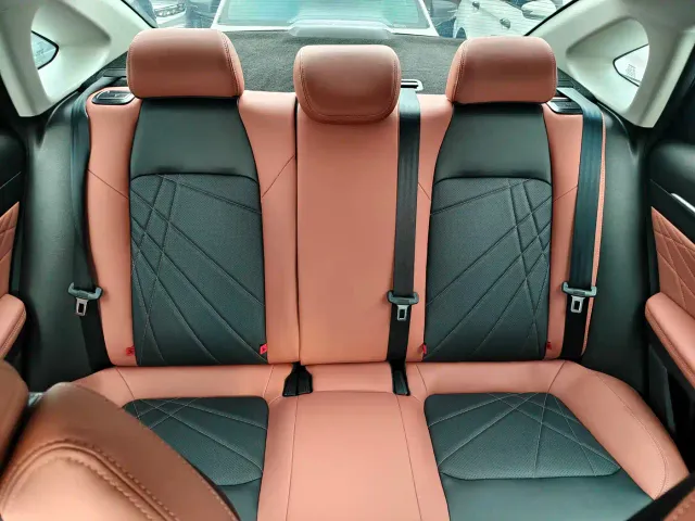 Changan Eado — Фото автомобиля 12