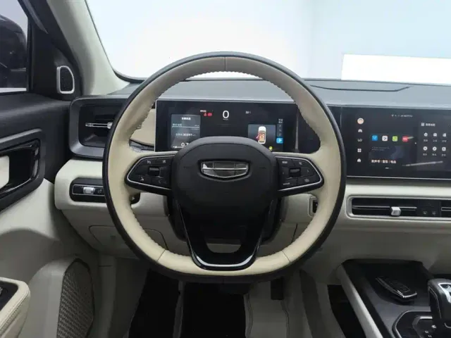 Geely ICON — Фото автомобиля 15