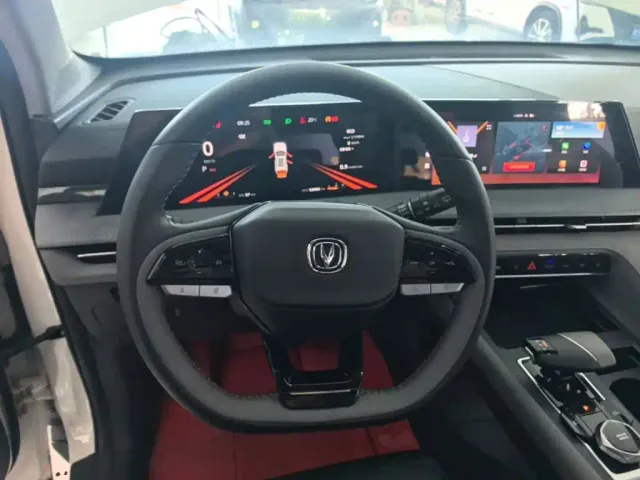 Changan CS75 Plus — Фото автомобиля 10