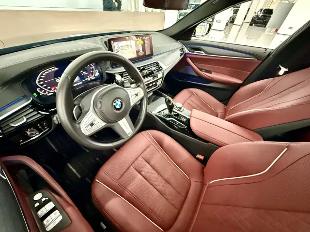 BMW 5 Series — Фото автомобиля 10