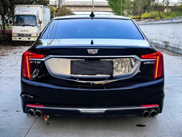 Cadillac CT6 — Фото автомобиля 5