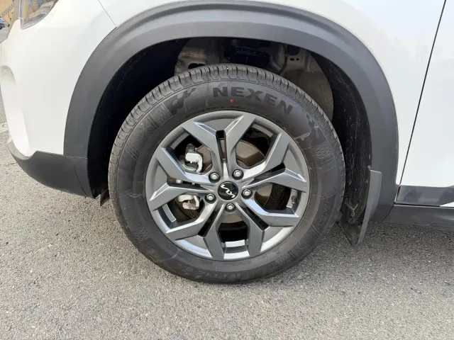 Kia Seltos — Фото автомобиля 12