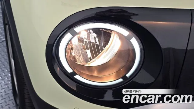 Hyundai Casper Electric — Фото автомобиля 7