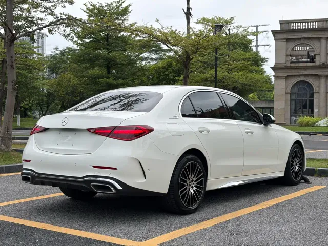 Mercedes-Benz C-Class — Фото автомобиля 4