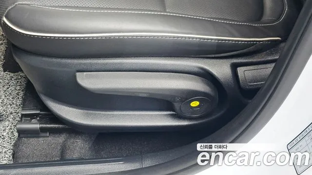 Hyundai Venue Venue 1.6 Flux — Фото автомобиля 28