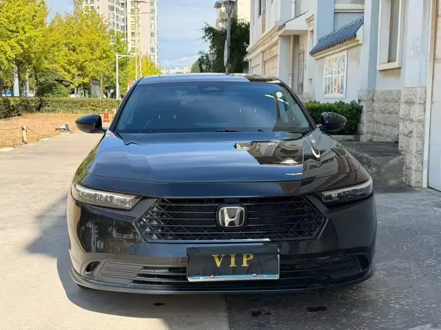 Honda Accord — Фото автомобиля 2
