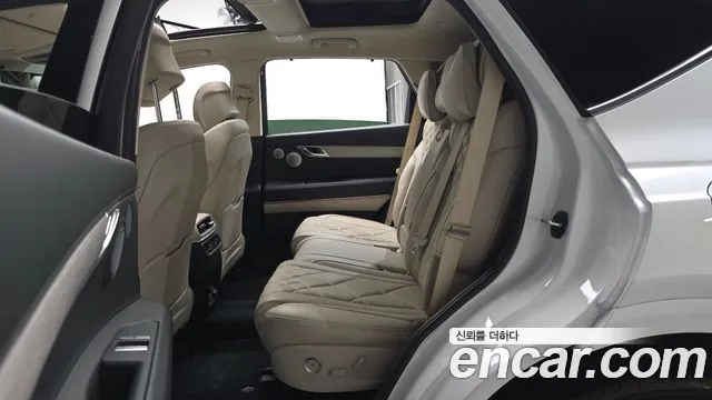 Genesis GV80 — Фото автомобиля 12
