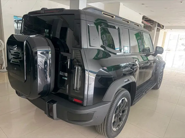 Jetour T2 — Фото автомобиля 12