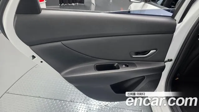 Hyundai AVANTE Smart — Фото автомобиля 25