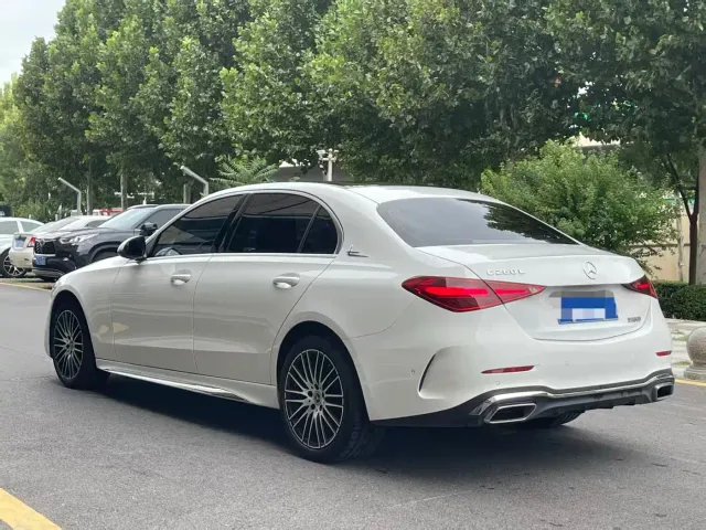 Mercedes-Benz C-Class — Фото автомобиля 4