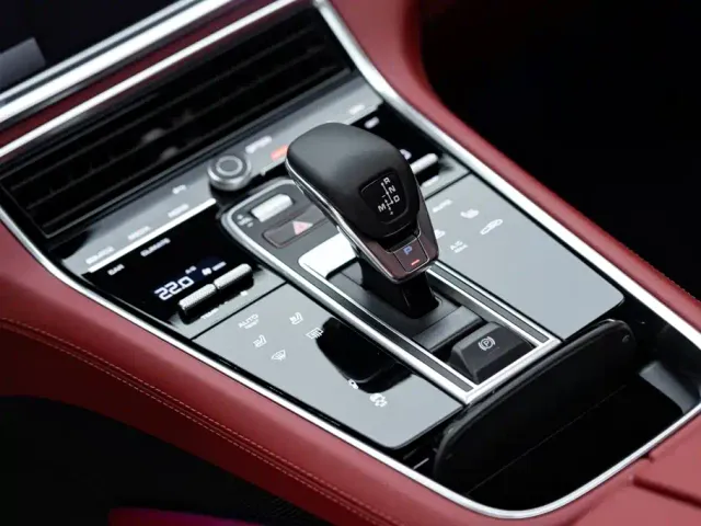 Porsche Panamera — Фото автомобиля 17