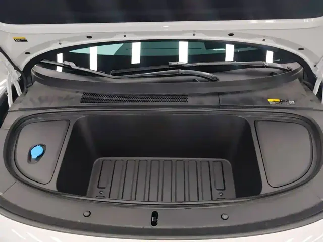 Li Auto i6 — Фото автомобиля 19