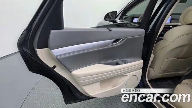 Genesis G80 Бензин 2.5 турбо AWD — Фото автомобиля 23