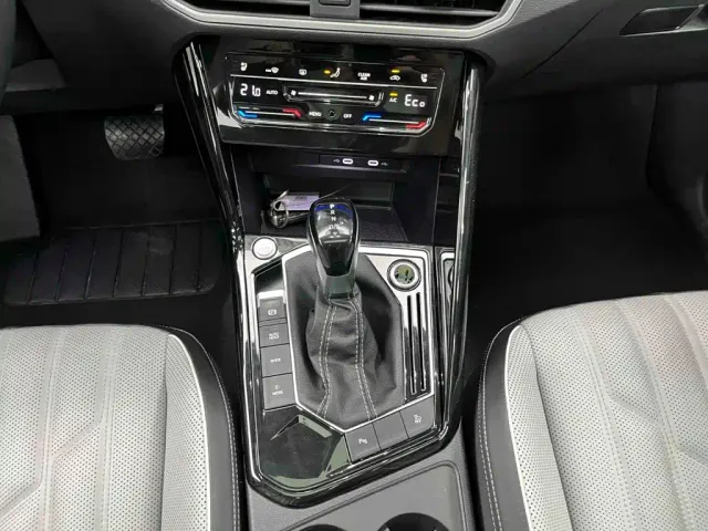 Volkswagen Tayron GTE Plug-in Hybrid — Фото автомобиля 11
