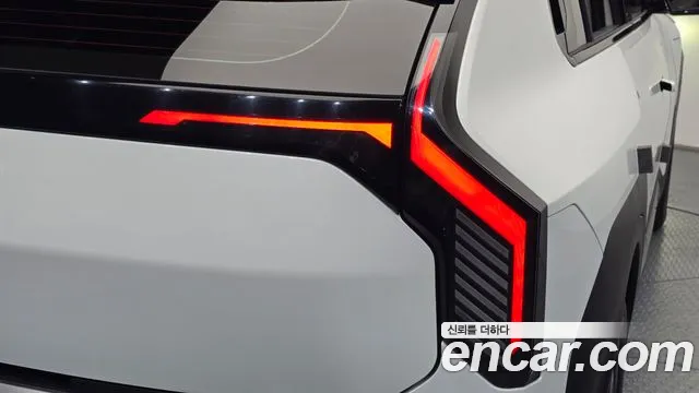 Kia EV3 — Фото автомобиля 23