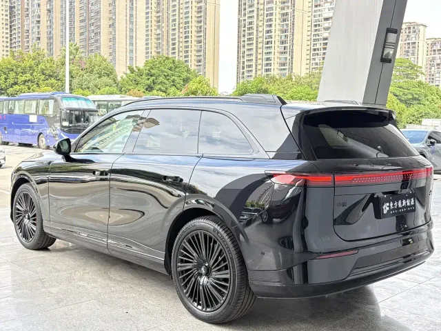 Xpeng G9 — Фото автомобиля 7