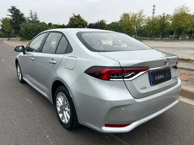 Toyota Corolla — Фото автомобиля 7