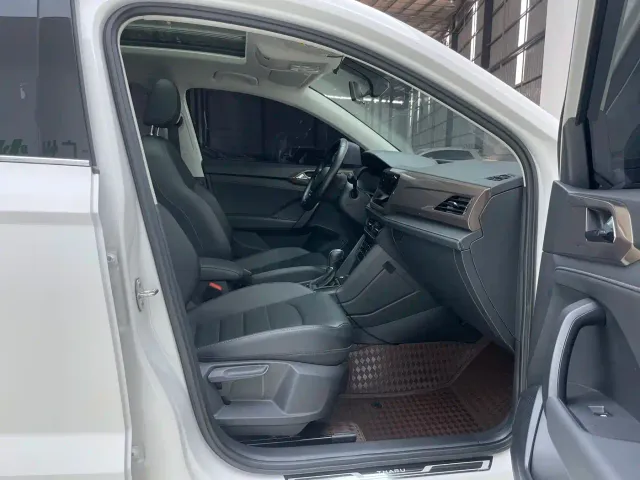 Volkswagen Tharu — Фото автомобиля 30