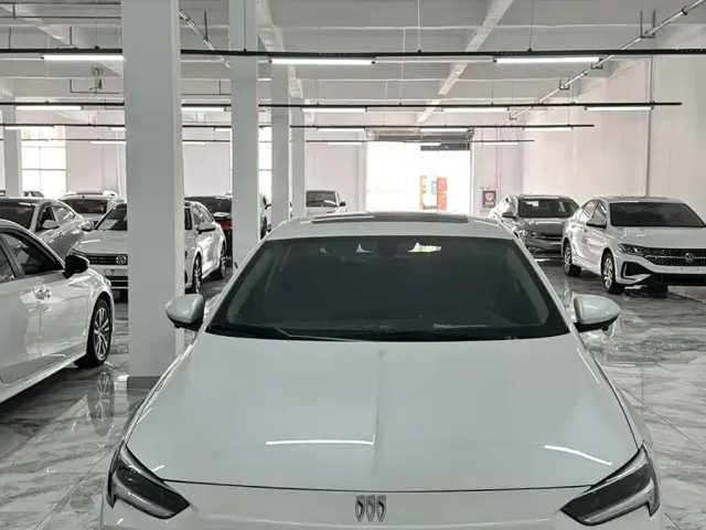 Buick Regal — Фото автомобиля 7