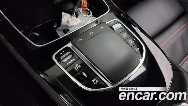 Mercedes-Benz E-Class — Фото автомобиля 28