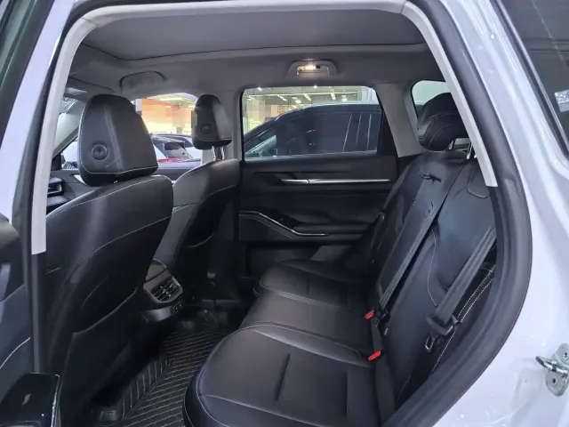 Haval H6 — Фото автомобиля 11