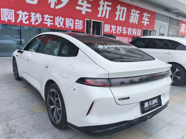 Changan Qiyuan A06 — Фото автомобиля 9