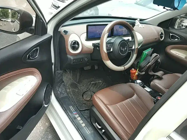 Wuling Bingo — Фото автомобиля 11