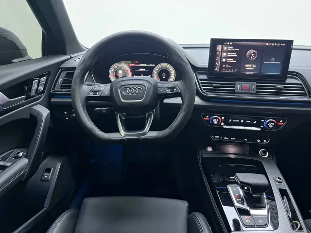 Audi Q5L — Фото автомобиля 11