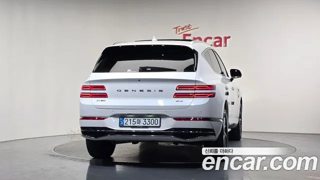 Genesis GV80 — Фото автомобиля 4